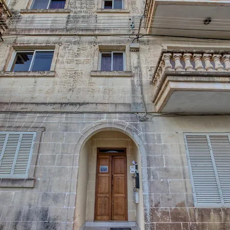 Staytopus Ramla View Court - Gozo 2-bedroom Rustic Lägenhet