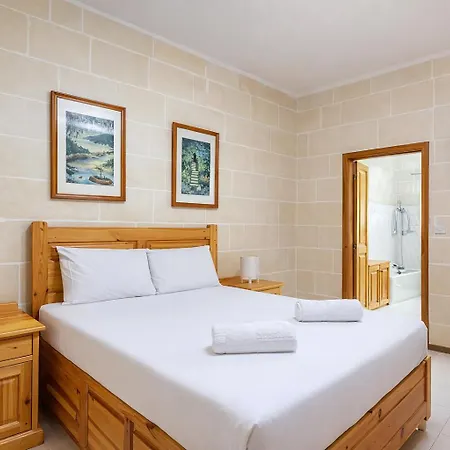 Staytopus Ramla View Court - Gozo 2-bedroom Rustic Nadur