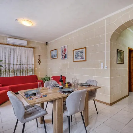 Staytopus Ramla View Court - Gozo 2-bedroom Rustic Nadur