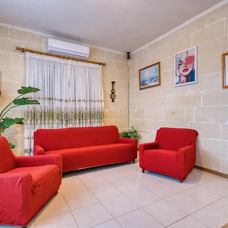Staytopus Ramla View Court - Gozo 2-bedroom Rustic Nadur